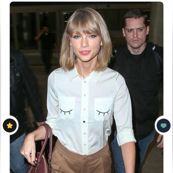 Chic White Blouse with Unique Pocket Design - Picture 1 of 3